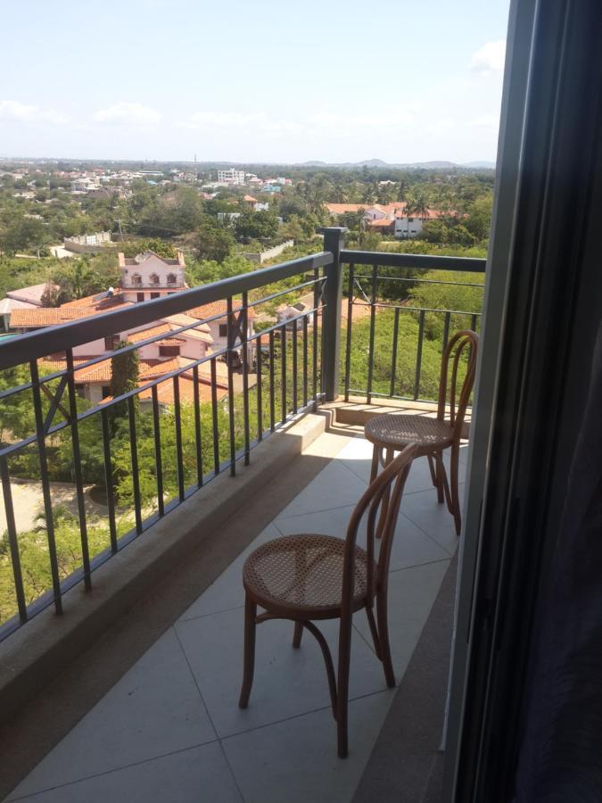 Shanzu Beach Apartment With Stunning Ocean View Mwakirunge Dış mekan fotoğraf